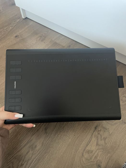 Графічний планшет Huion 1060 Plus