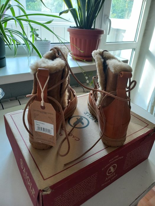 Нові ботинки Aigle. Оригінал. Натуральне хутро. Розмір 38