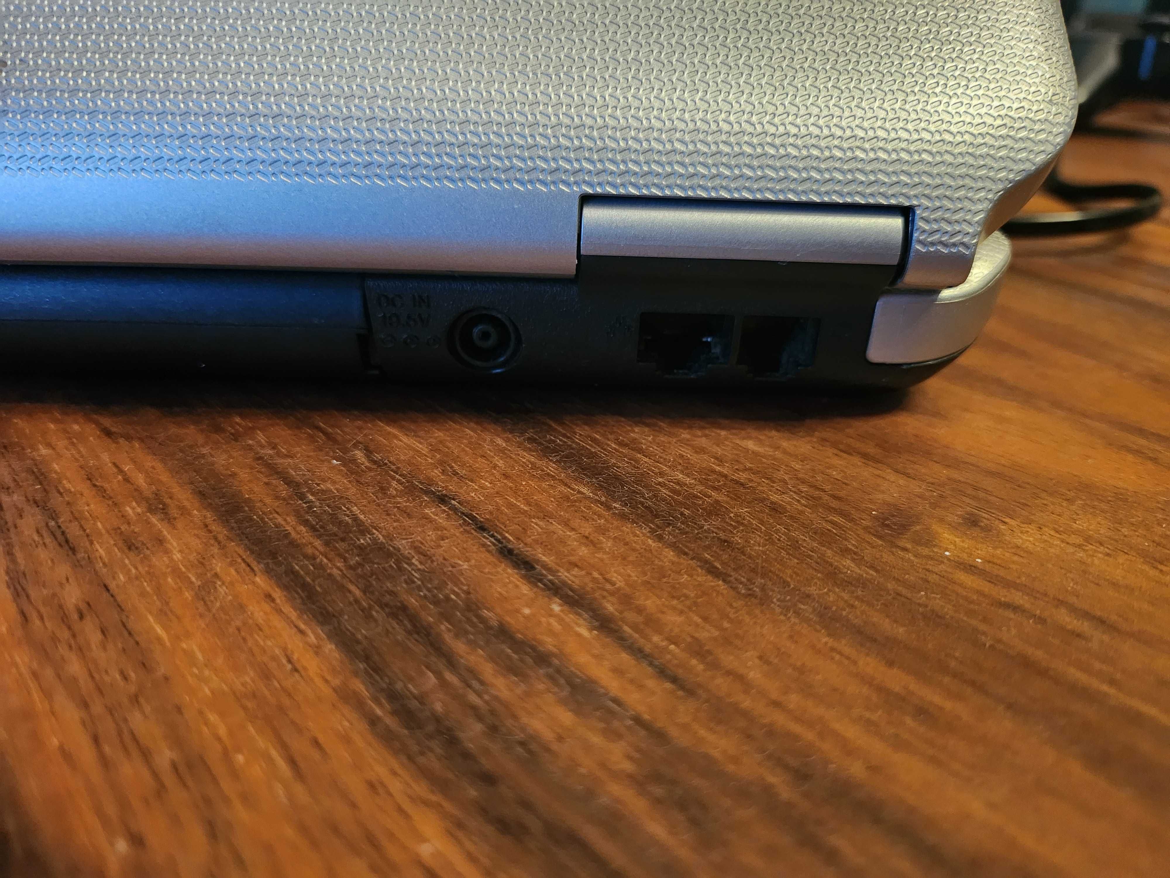 Sony vaio PGC-7154M/VGN-NS21M