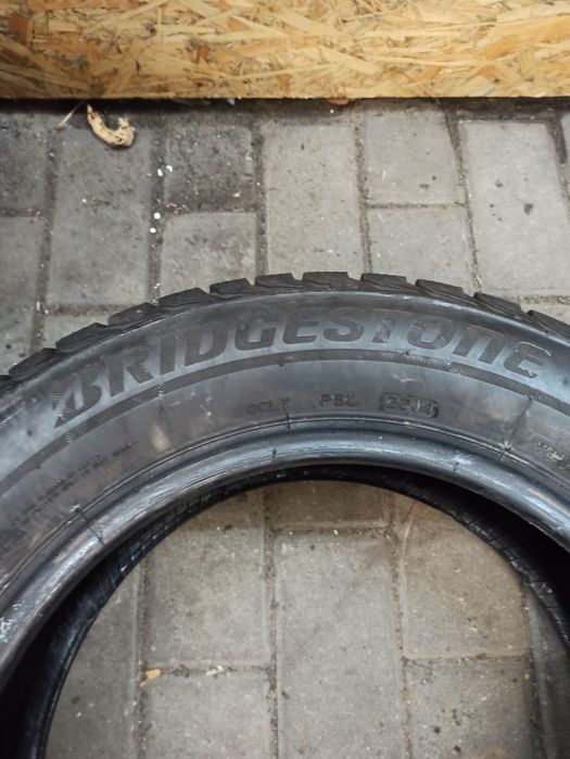 2 opony zimowe Bridgestone 185/65 15  6,5mm.