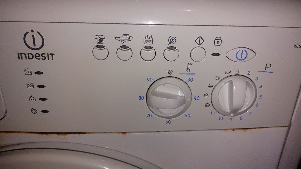 Indesit пральна машина