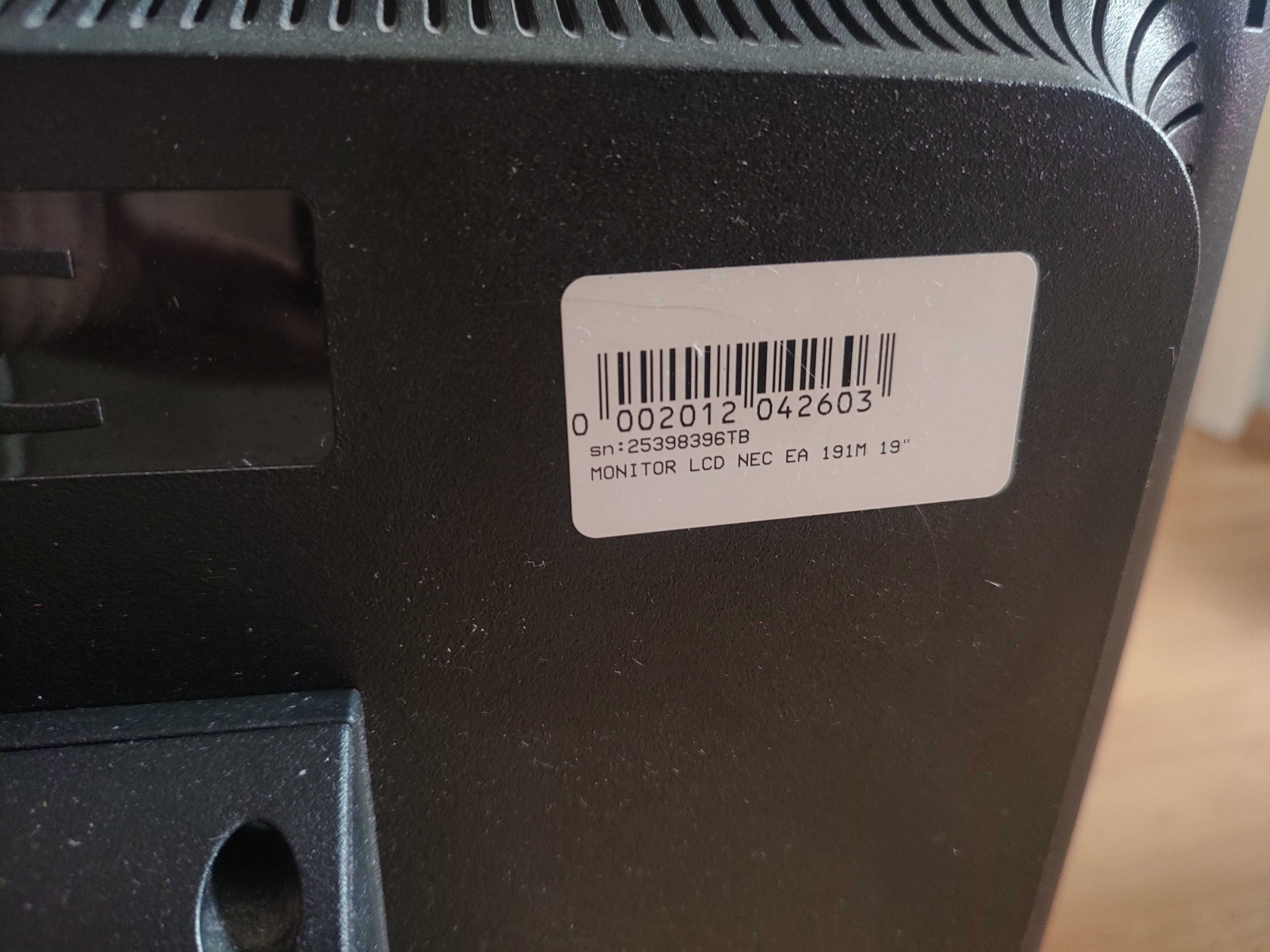 Monitor NEC 19 cali