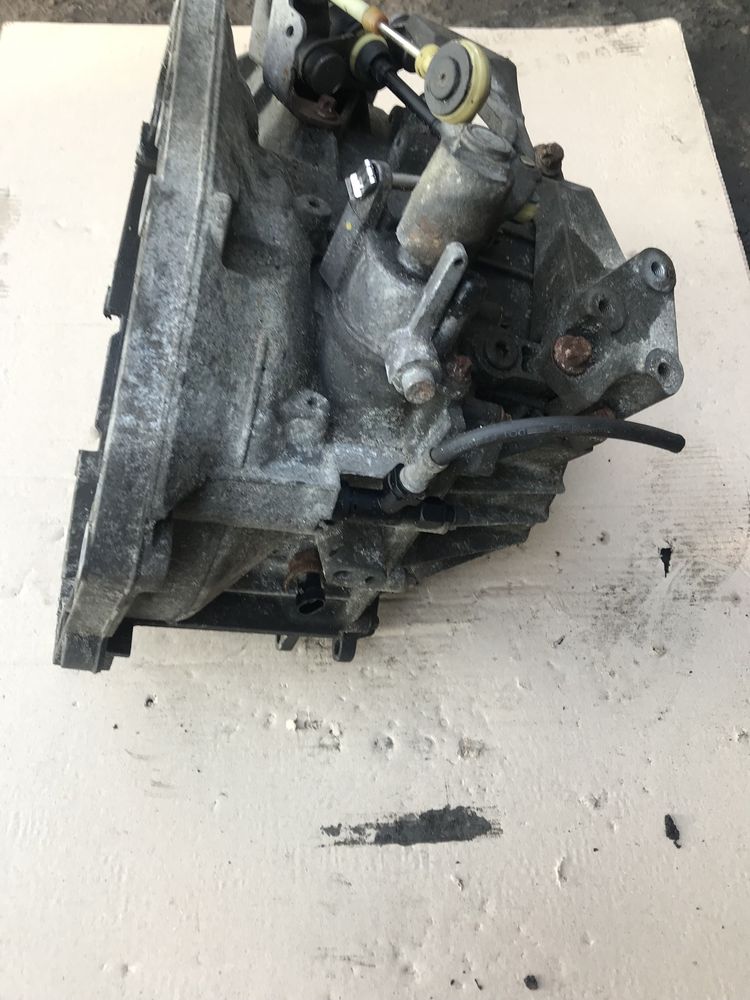 Коробка передач 55194293 Opel Astra H,Zafira B,Vectra C 1.9 cdti