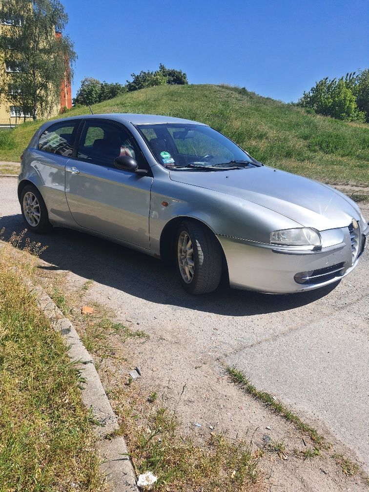 Alfa romeo 147 1.6 benzyna Tempomat Skóry Klimatyzacja