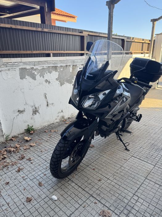 Suzuki V-Strom 650 DL – 2010 – 29.000 km – Impecável