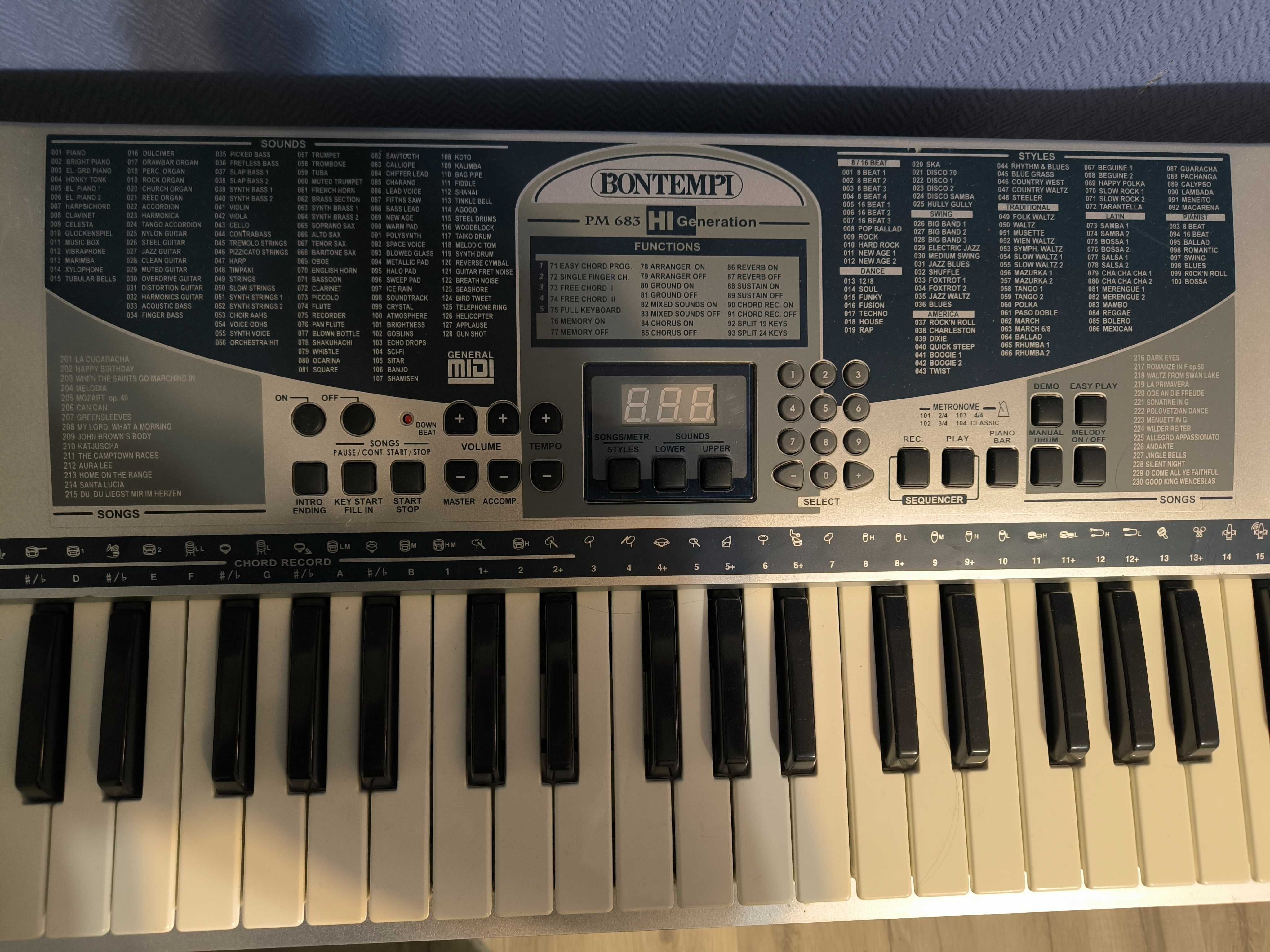 Keyboard Bontempi PM 683 stan idealny