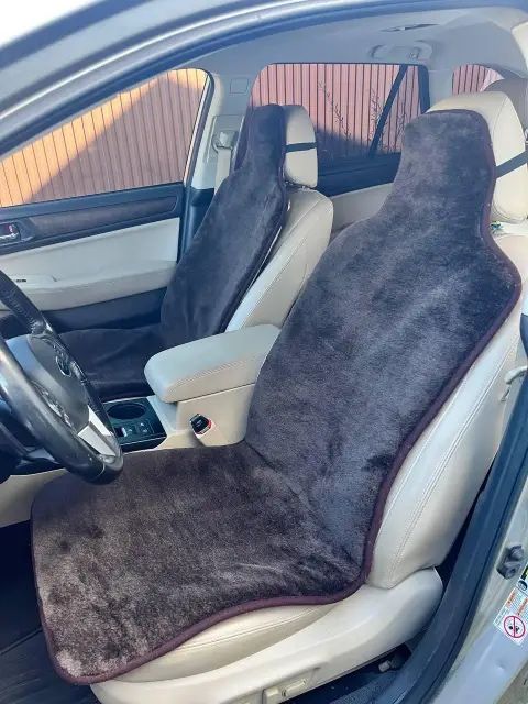 Накидки на сидіння в авто з овчини
