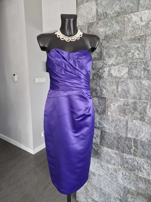 Sukienka w kolorze fioletowym