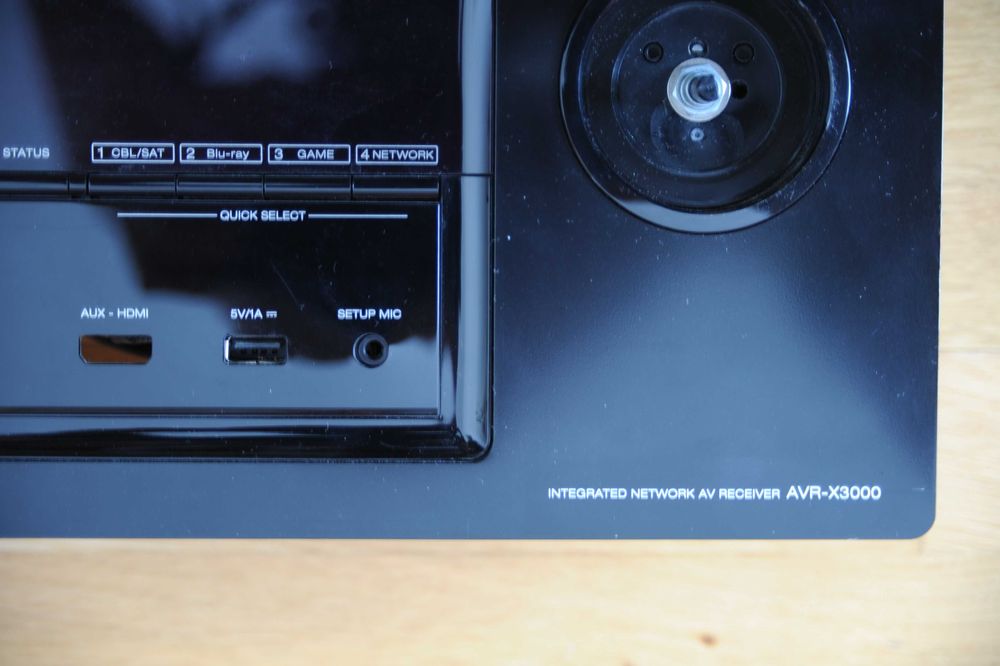 Amplituner Denon AVR-X3000
