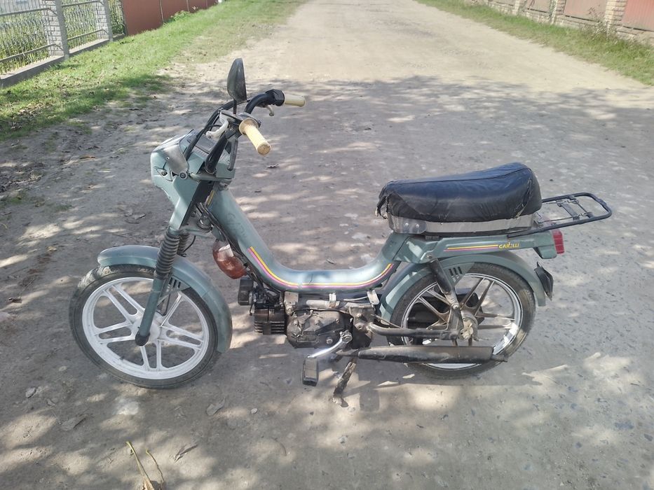 Мотоцикл мотороллер