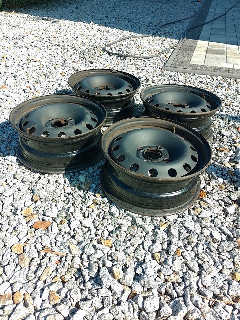 Używane felgi stalowe 14 cali 4x108