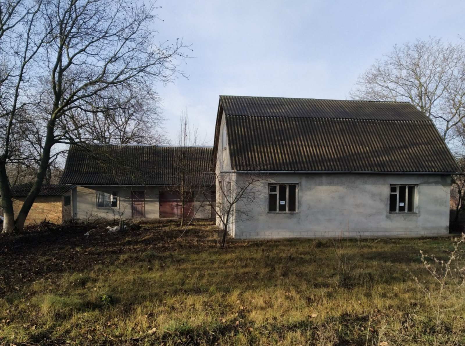 Продам недобудований будинок.