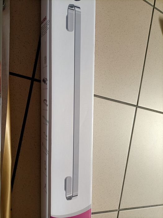 Wieszak na ręcznik pojedynczy.