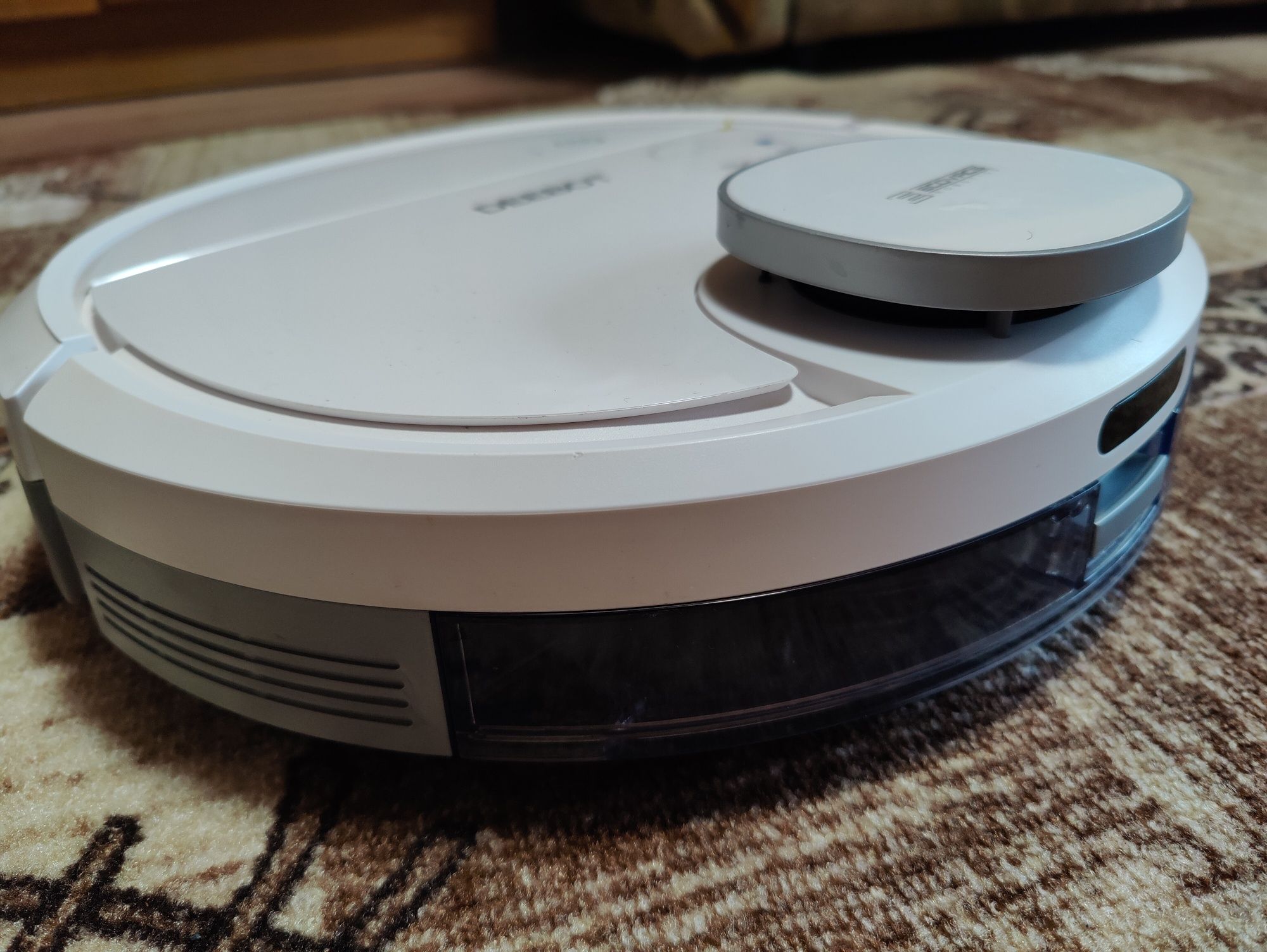 Робот пылесос Ecovacs deebot ozmo 900