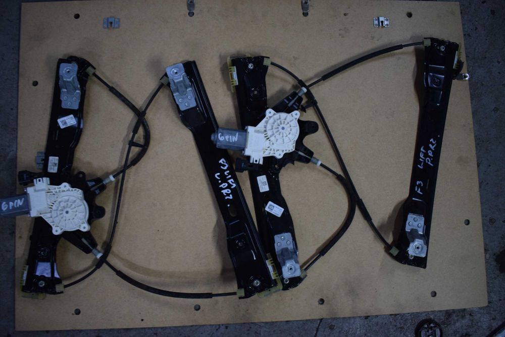 Mechanizm podnoszenia szyby Ford Focus mk3 lift podnośnik