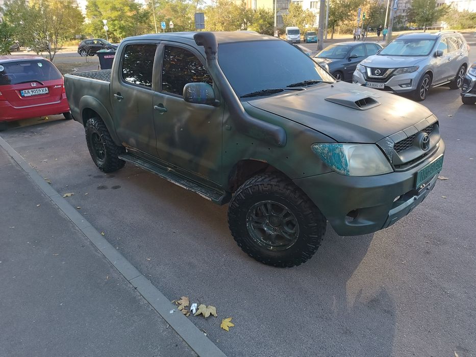 Продам Toyota Hilux