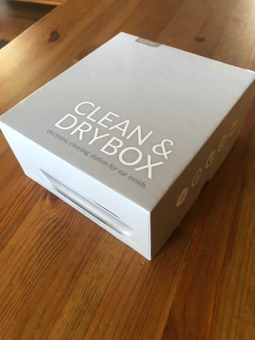 Drybox - urządzenie do osuszania i dezynfekcji aparatów słuchowych