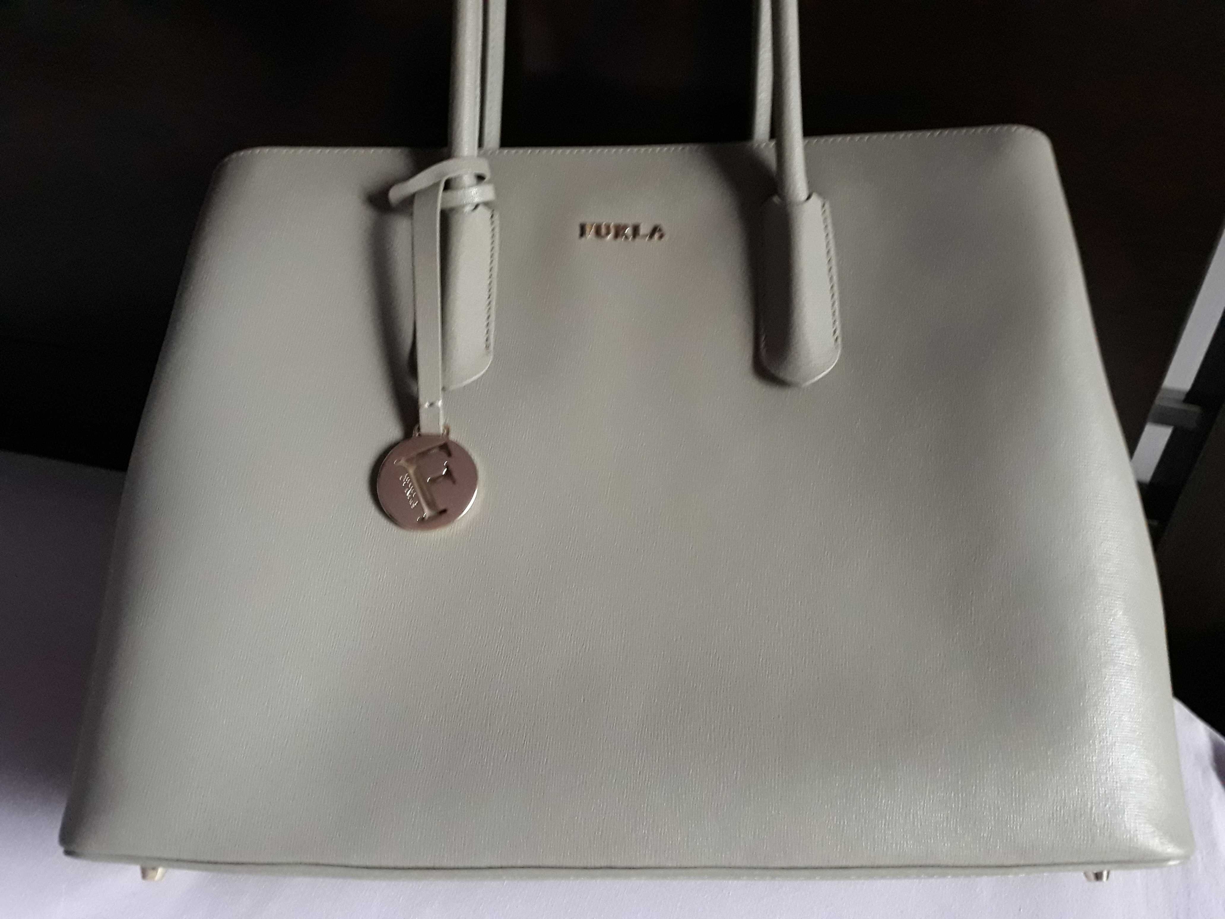 Elegancka torebka Furla