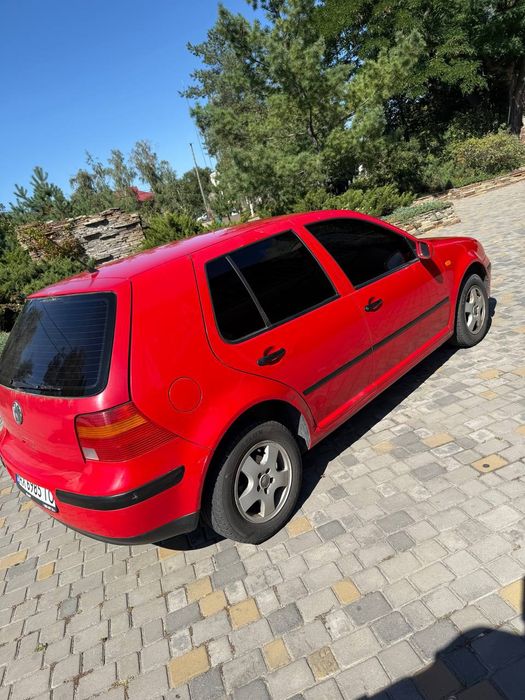 Продам Гольф 4 (1.4 бензин )