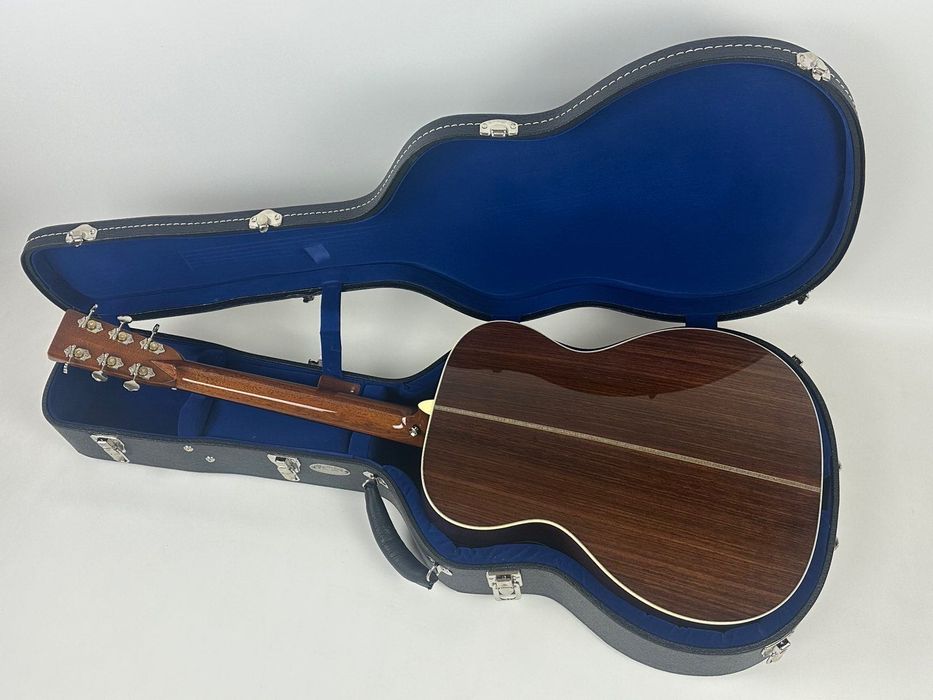 2025 Martin 000-EC 30 Anniversary Limited Edition (+upgrades, 4990$)