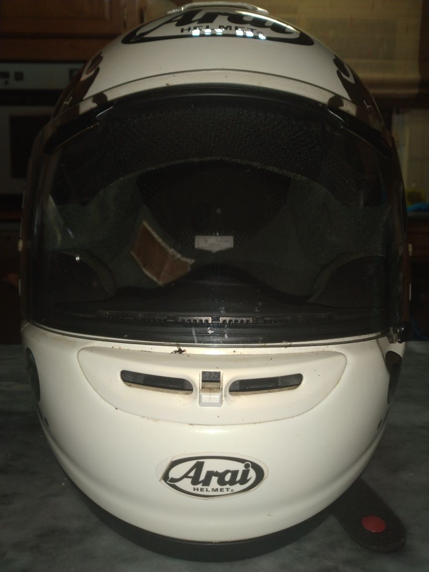 Vendo capacete ARAI AXces-2