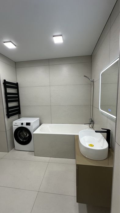 Продаж 3х кімнатноі квартири в Центрі міста