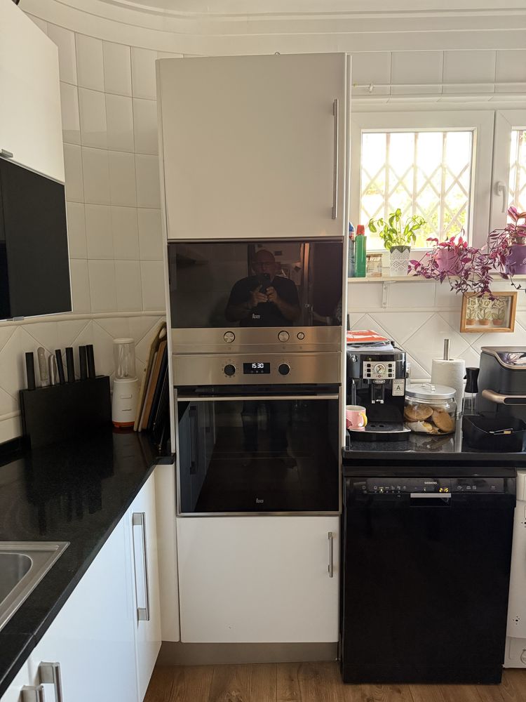 Cozinha completa com Eletrodomesticos e 2 pedras granito zimbawe