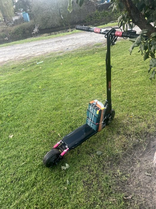 Продам Електросамокат