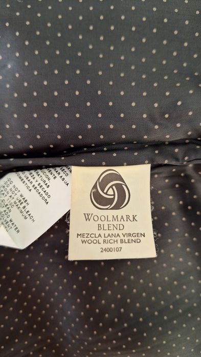 Casaco vermelho (Amitié)