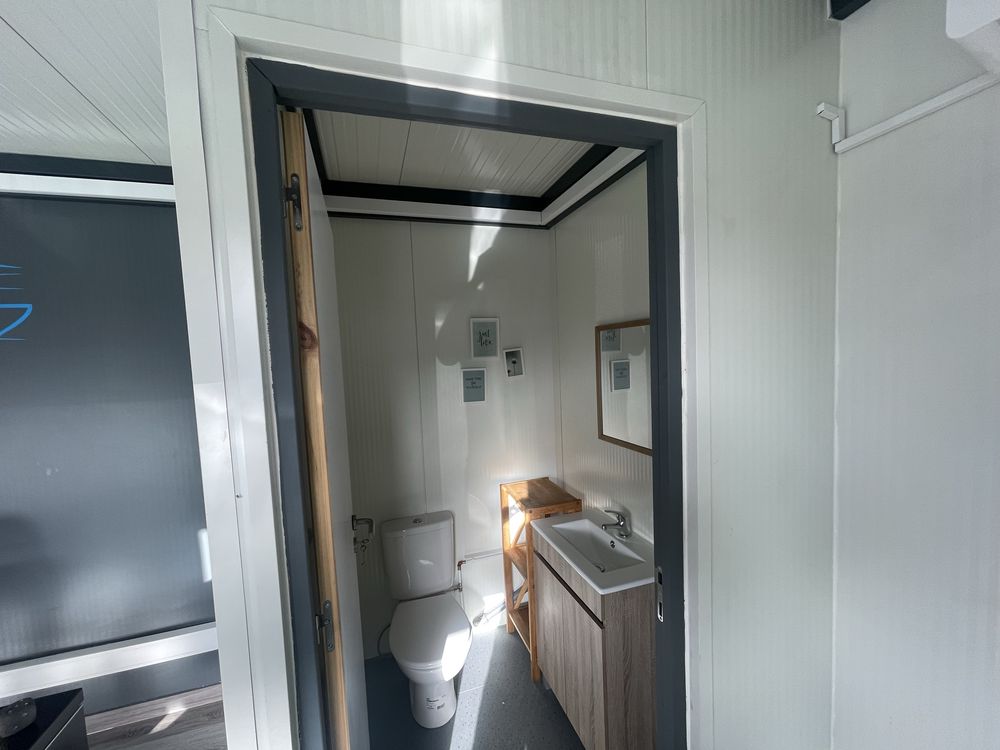 Contentor Escritório 6x3m c/ WC, AC e Videovigilância