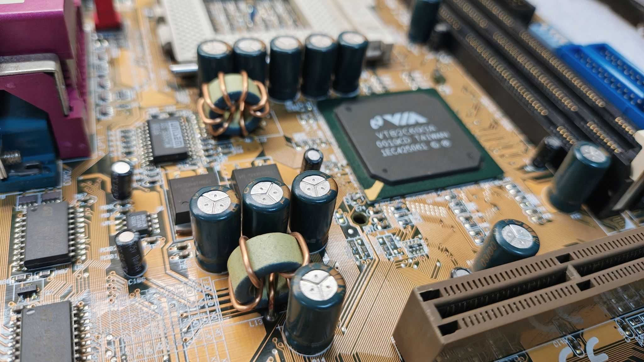 Płyta główna DFI CA61 Rev. B1 Socket 370 PGA370 Stan BDB Retro