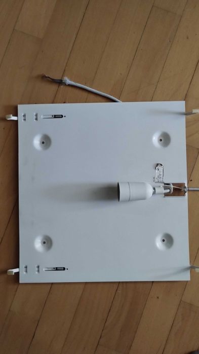 lampa ścienna kinkiet wisząca biała ikea tylko metalowa część została