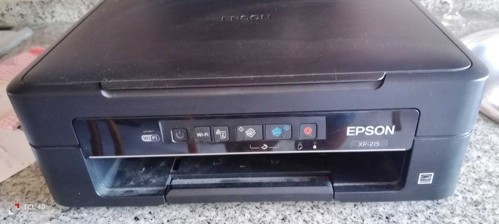Vendo impressora Epson XP215