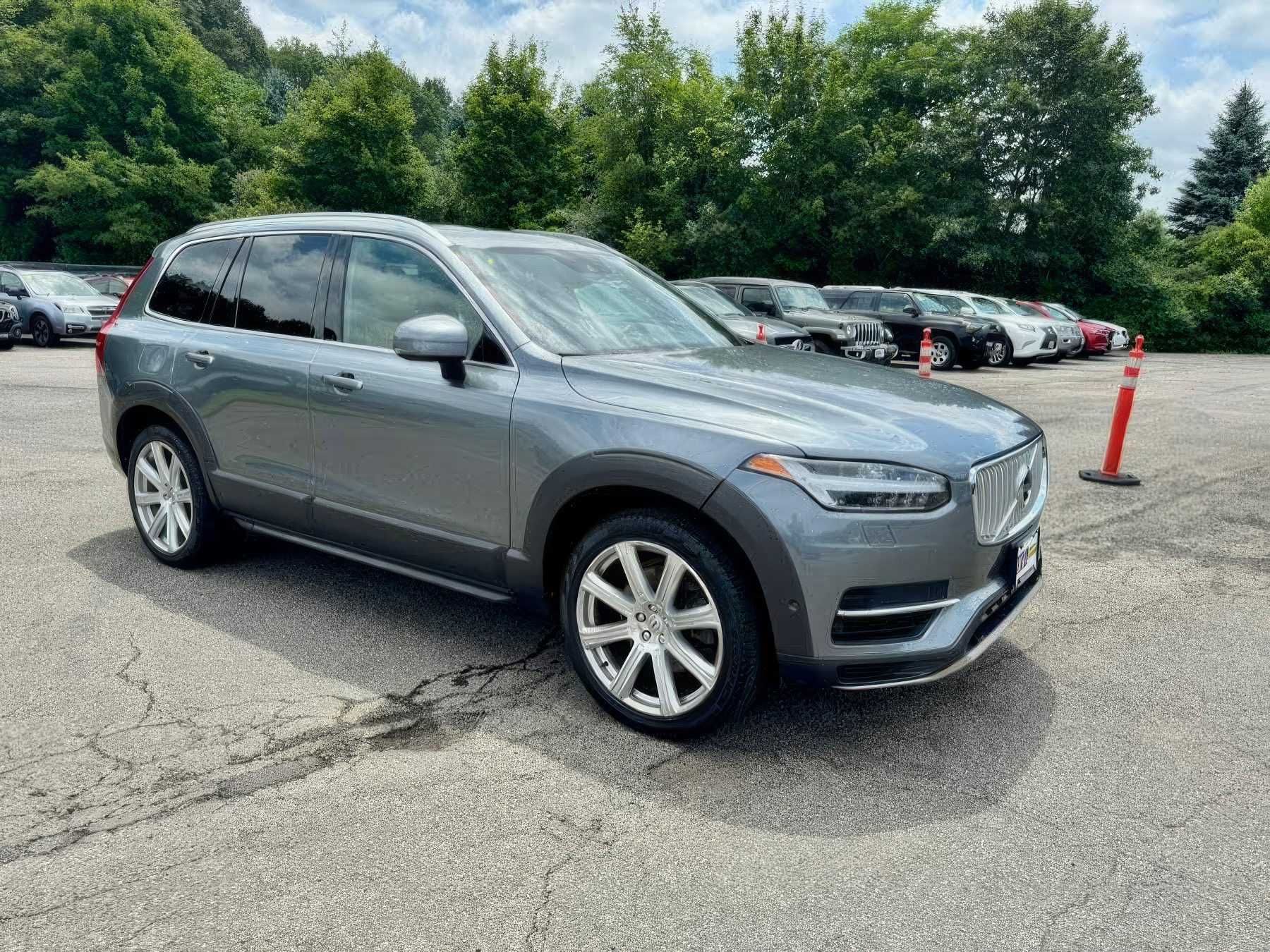 2017 Volvo XC90 Hybrid
