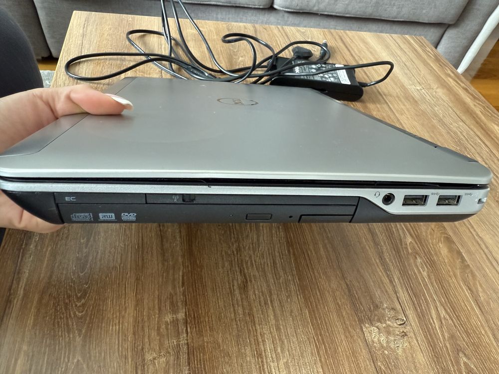Laptop DELL Latitude E6440