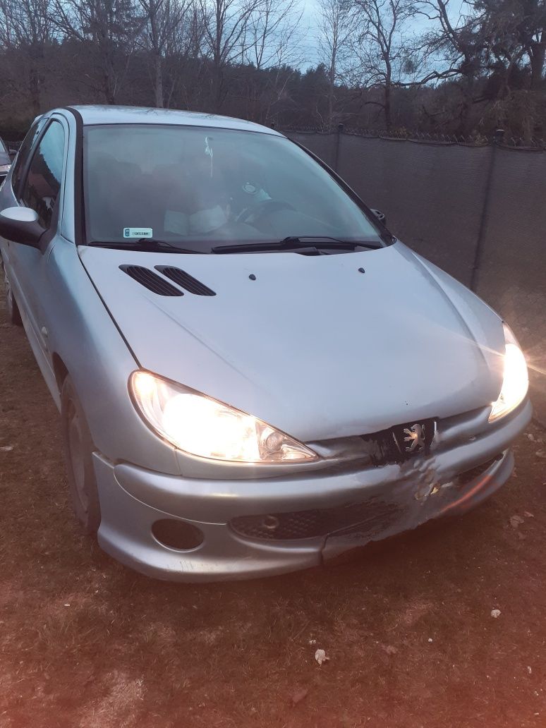 Peugeot 206   1.4  2006 rok
