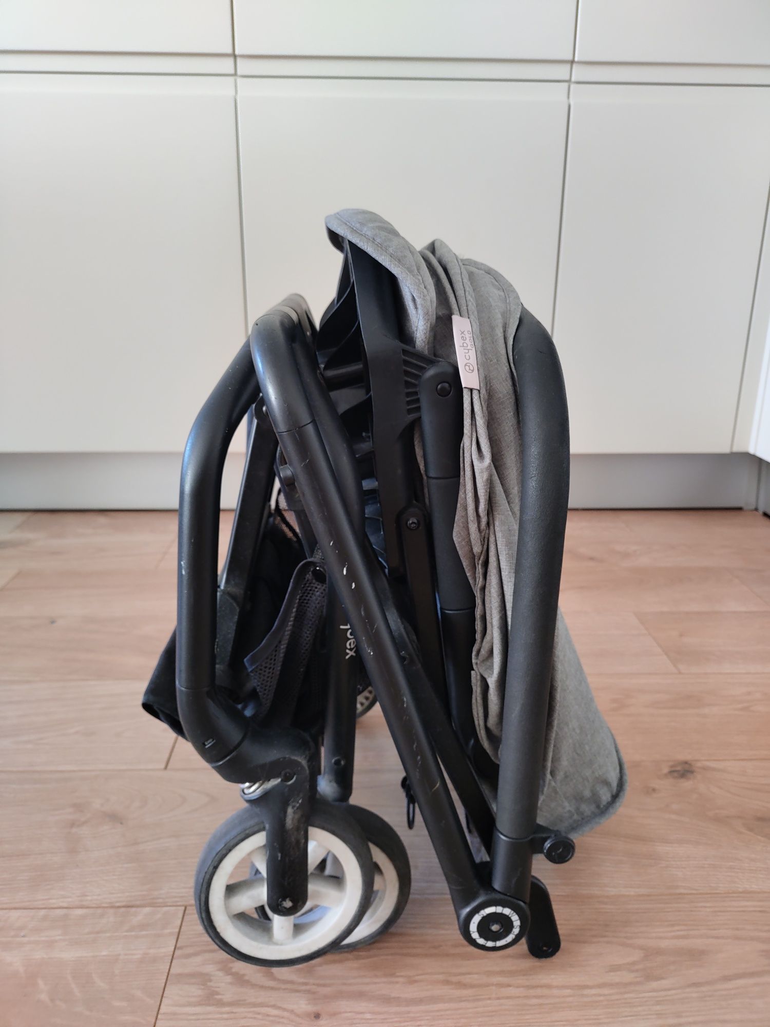 3 em 1 Cubex Q - Ovo/Alcofa e Carrinho com Isofix incluído