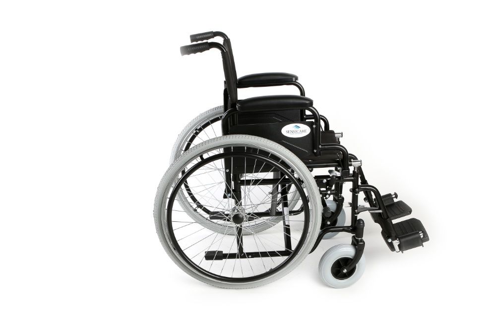 Cadeira de rodas manual dobrável NOVA