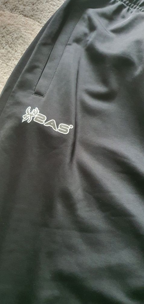 Spodnie dresowe 3XL męskie czarne nowe