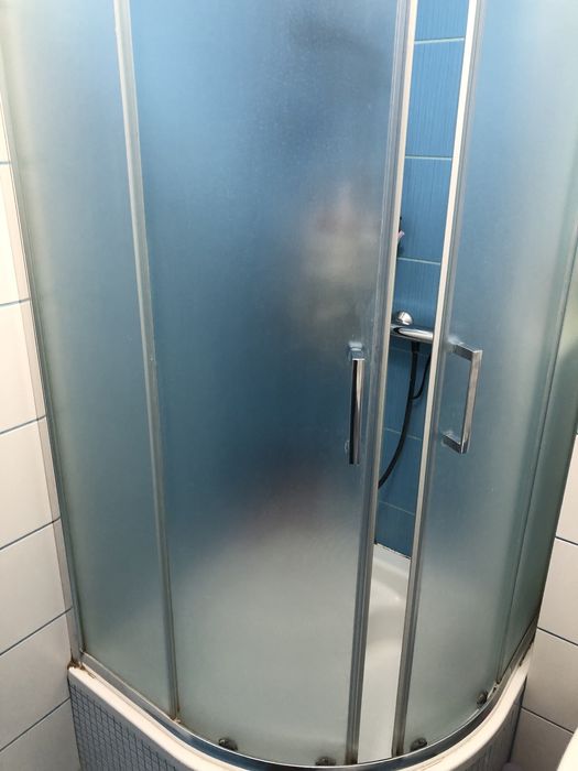 Sprzedam kabine prysznicowo 90x90