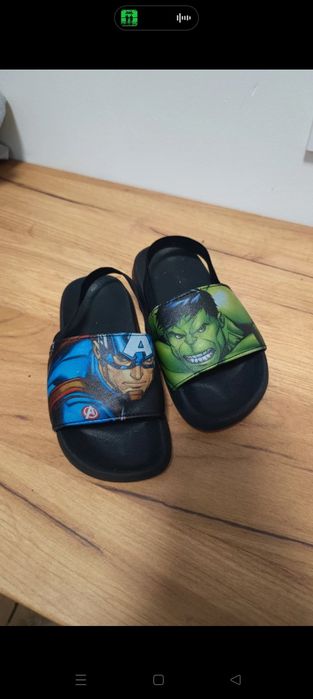 Klapki basenowe MARVEL r. 26