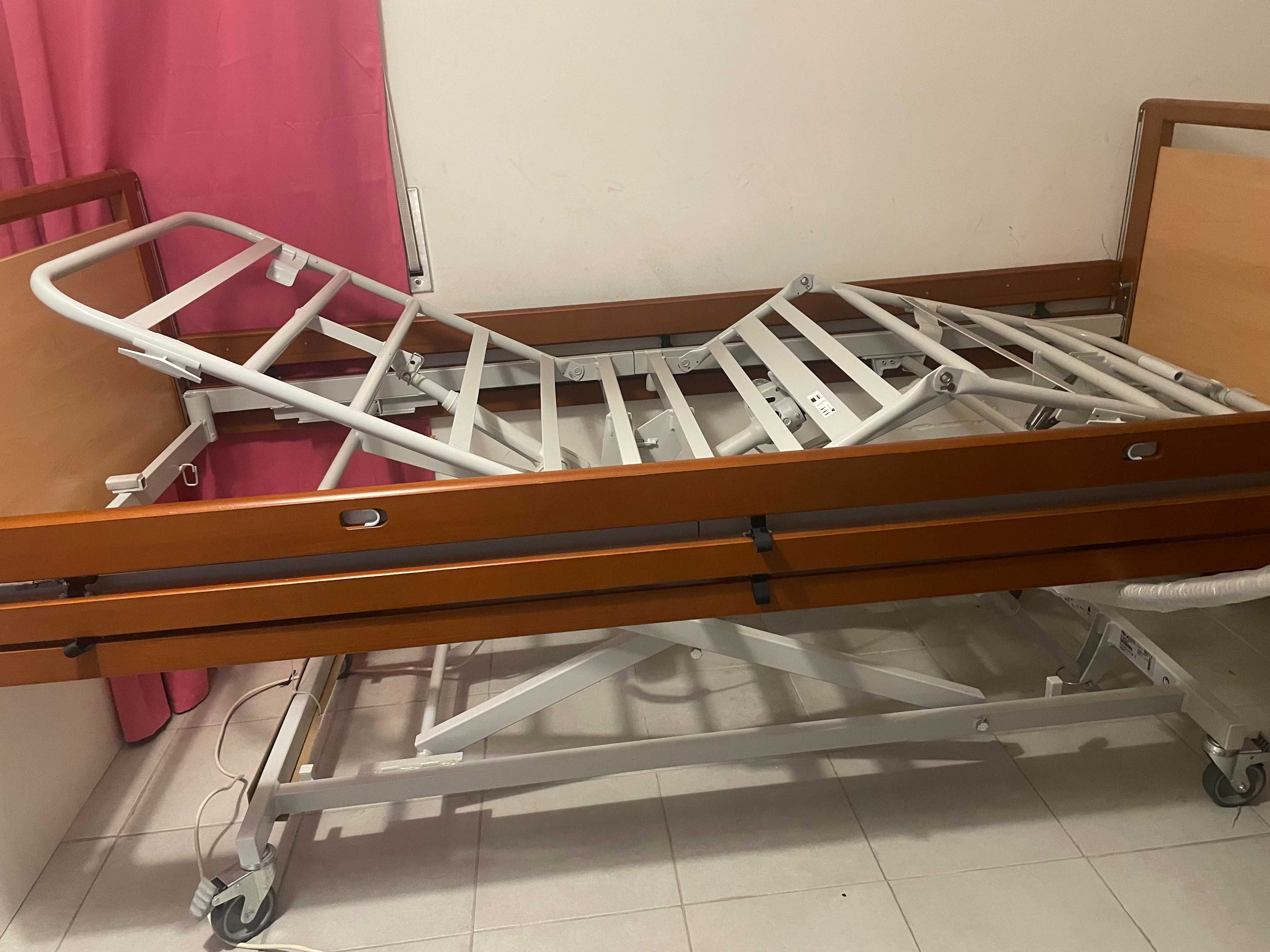 cama articulada eletrica em bom estado pouco uso