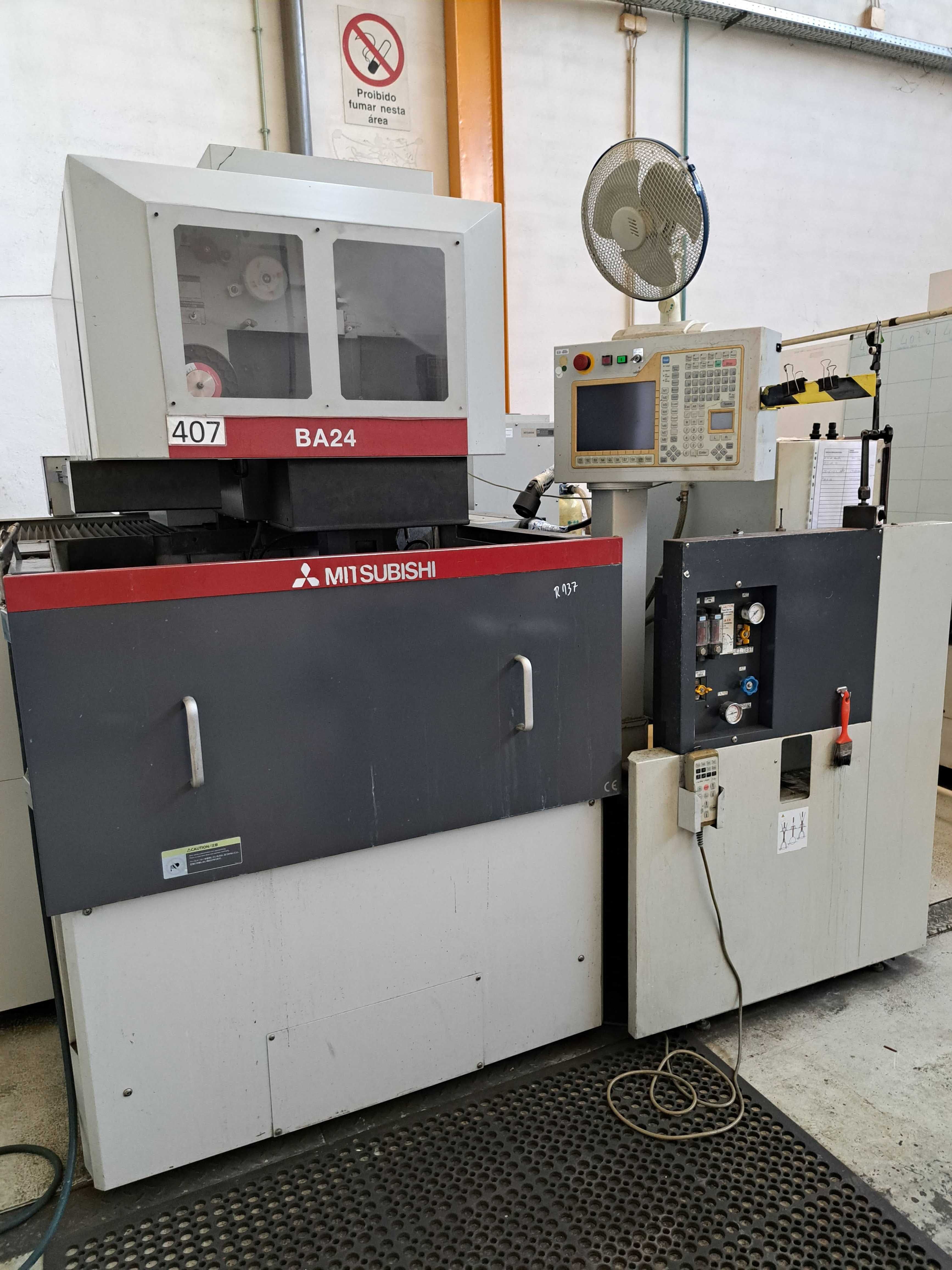 CNC Erosão por fio MITSUBISHI BA24 #R137