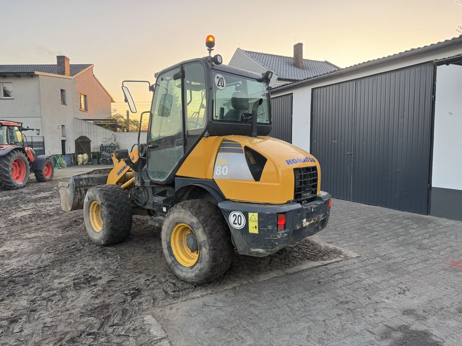 Ładowarka komatsu wa-80