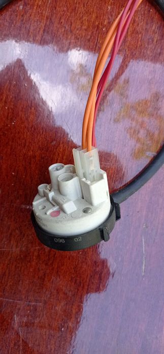 Пресостат от стиральной машины WHIRLPOOL