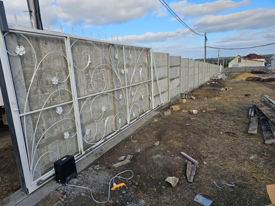 ТОП‼️Євроогорожа БЕТОННІ СЕКЦІЙНІ ЗАБОРИ | Стовпи для огорожі з бетону