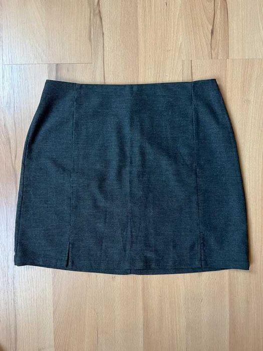 Spódniczka mini szara grafitowa Stradivarious M