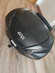 Givi Top case V47NN Tech com encosto