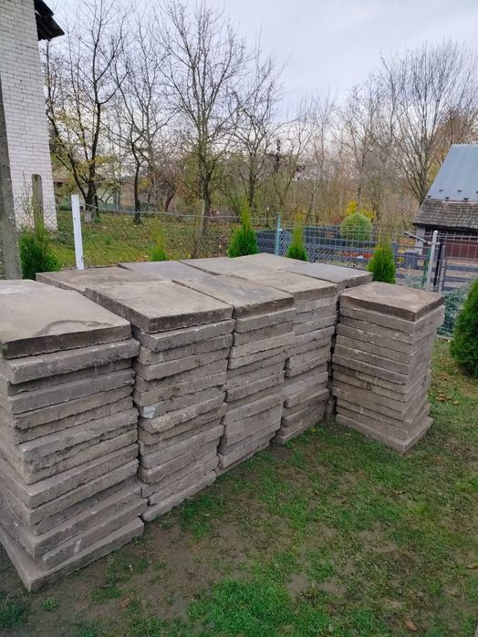 Sprzedam płytki chodnikowe