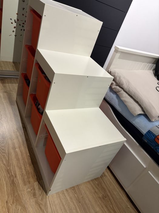 Regał IKEA trofast pojemnikami, biały/szary, 99x44x94 cm